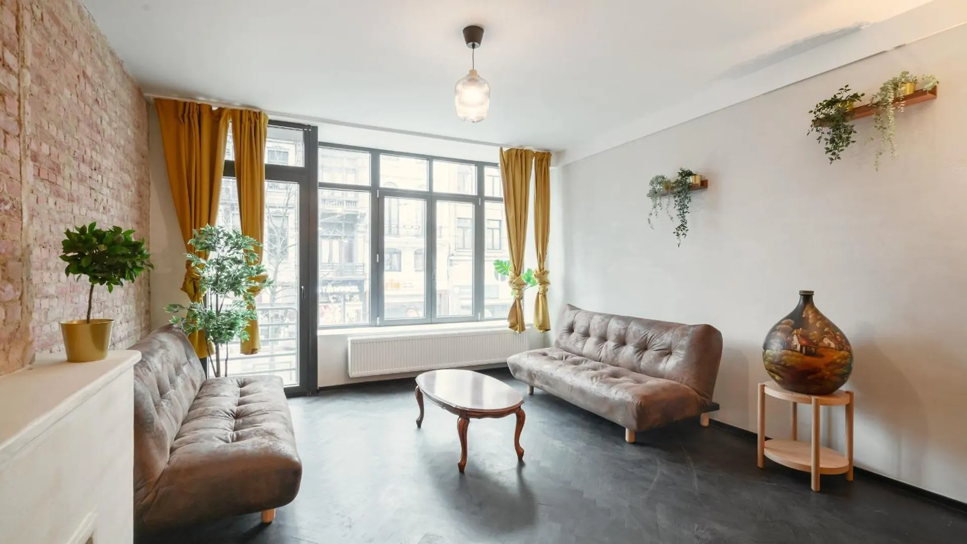 Charming And Spacious Apartments In The Heart Of Antwerp