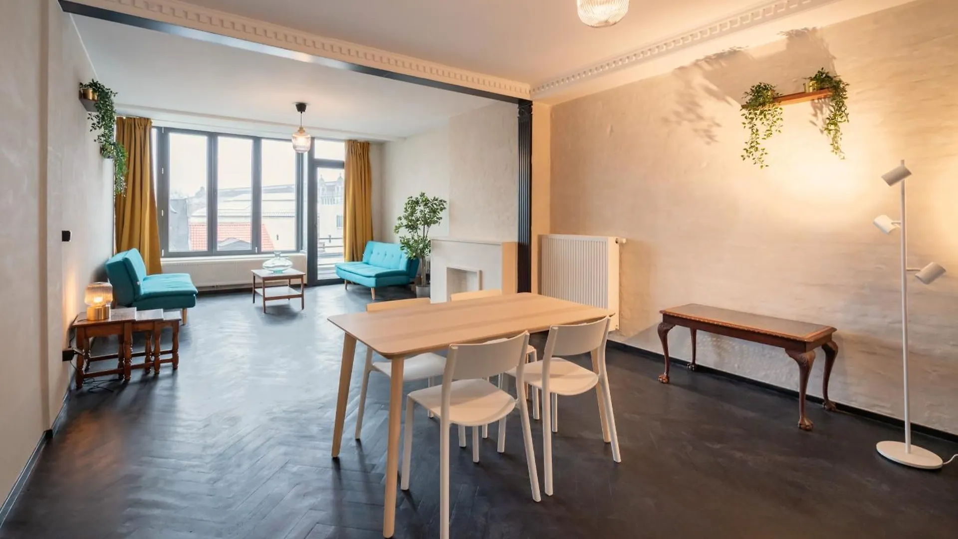 Charming And Spacious Apartments In The Heart Of Antwerp 0*,